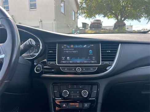 Used 2019 Buick Encore Preferred image 19