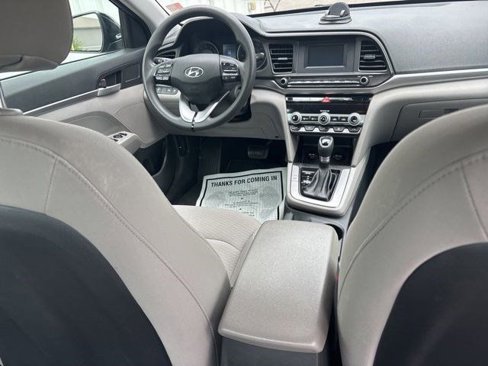 Used 2020 Hyundai Elantra SE image 34