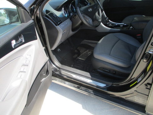 Used 2011 Hyundai Sonata Limited w/ Navigation Pkg 5 image 9