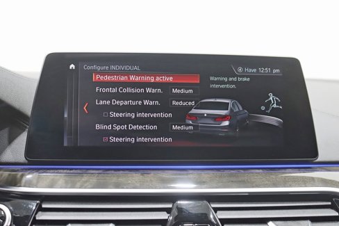 Used 2019 BMW M550i xDrive w/ Premium Package image 16
