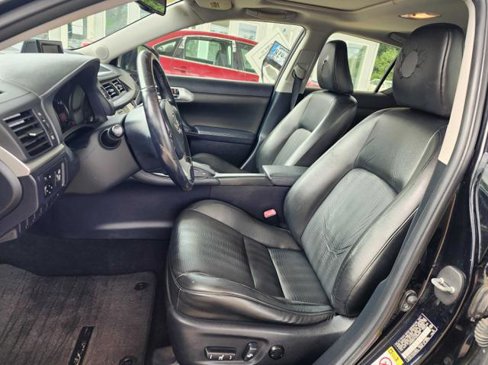 Used 2012 Lexus CT 200h Premium image 11