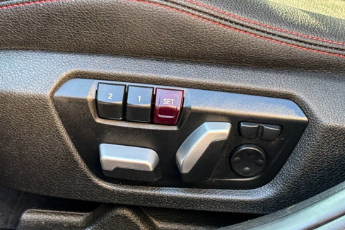 Used 2018 BMW 330i xDrive Sedan image 18