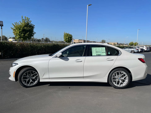 New 2025 BMW 330i Sedan image 3