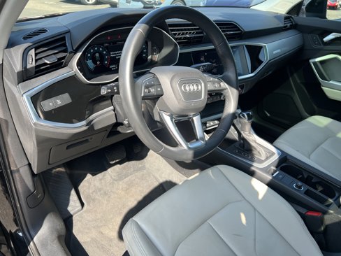 Certified 2022 Audi Q3 2.0T Premium Plus w/ Premium Plus Package image 13