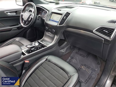 Certified 2020 Ford Edge ST-Line w/ Cold Weather Package image 16