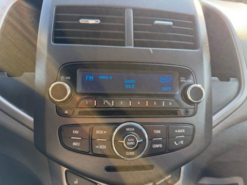 Used 2014 Chevrolet Sonic LT image 18