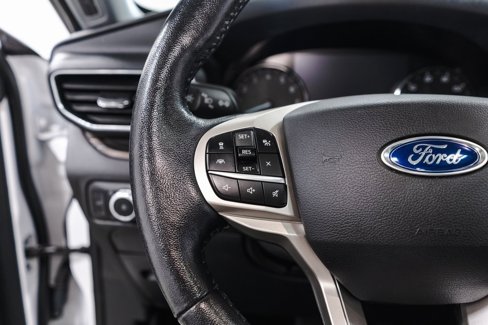 Used 2021 Ford Explorer Limited w/ Equipment Group 301A image 11