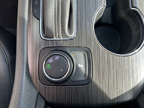 Used 2019 GMC Acadia SLT image 19