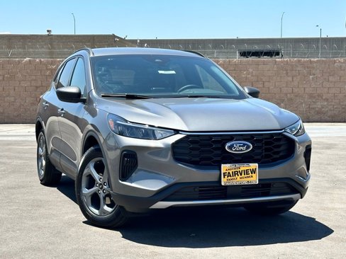 New 2025 Ford Escape ST-Line image 2