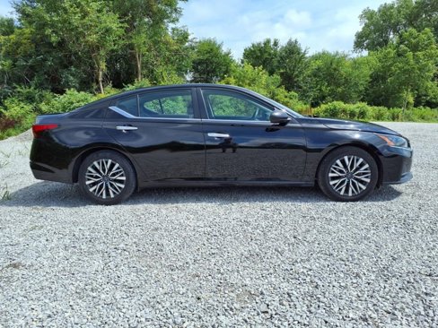 Used 2024 Nissan Altima 2.5 SV image 26