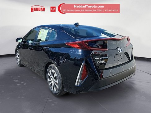 Used 2022 Toyota Prius Prime LE image 3