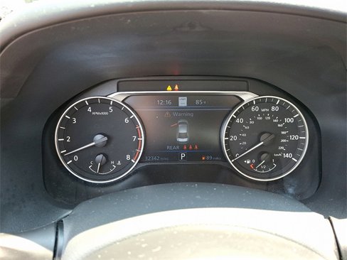 Used 2023 Nissan Altima 2.5 SV w/ SV Premium Package image 21