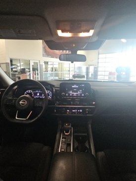 Used 2022 Nissan Pathfinder SV image 22