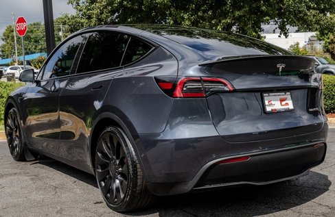 Used 2022 Tesla Model Y Performance image 21