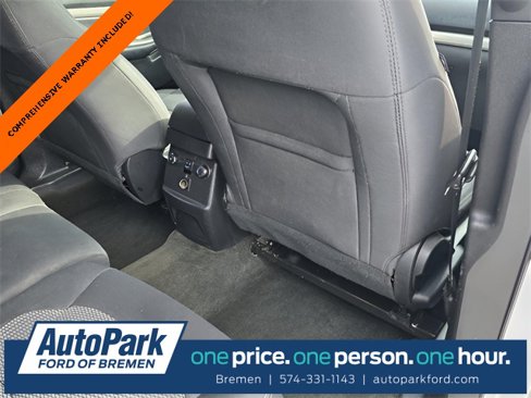 Used 2018 Ford Explorer XLT image 42