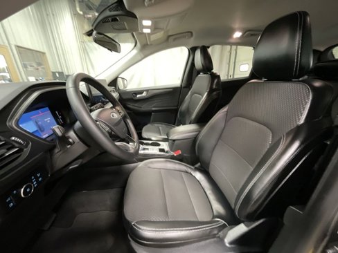 Used 2024 Ford Escape SE image 18