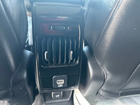 Used 2022 Jeep Compass Latitude image 28