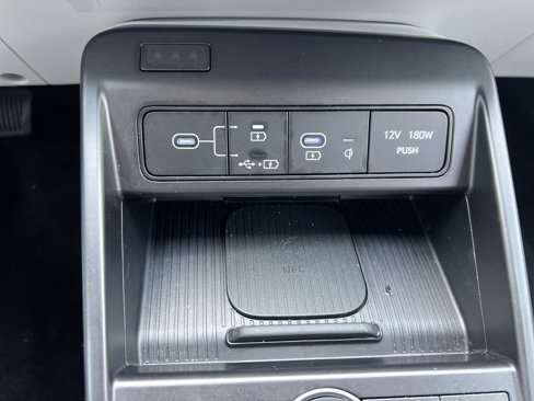Used 2024 Hyundai Kona SEL w/ Convenience Package image 18