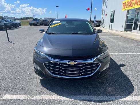 Used 2023 Chevrolet Malibu LT image 3