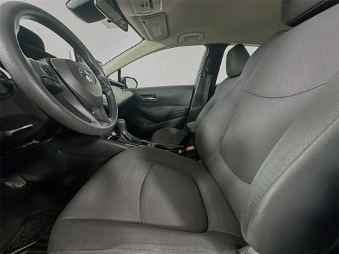 Used 2021 Toyota Corolla LE image 17
