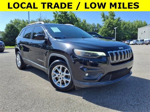 Used 2019 Jeep Cherokee Latitude w/ Popular Appearance Group image 1