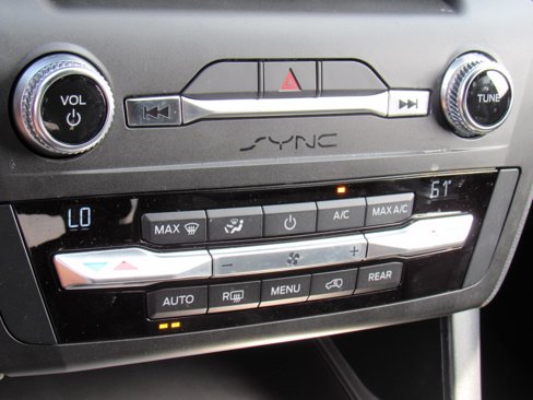 Certified 2020 Ford Explorer XLT w/ Equipment Group 202A image 14