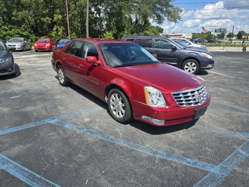 Used 2010 Cadillac DTS image 3