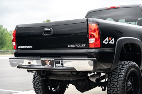 Used 2004 Chevrolet Silverado 2500 LS w/ Skid Plate Package image 13
