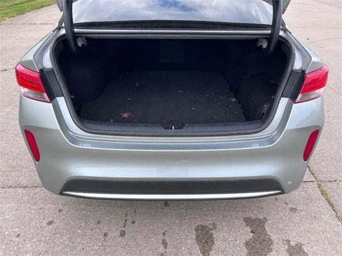 Used 2017 Kia Optima Premium image 5
