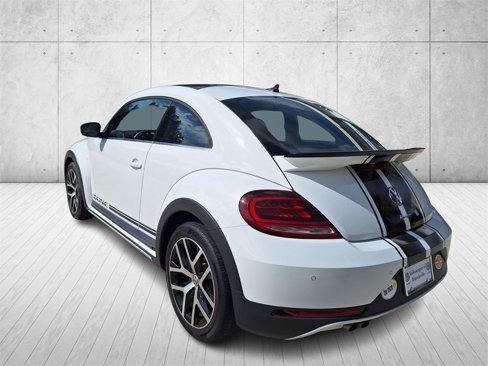 Used 2017 Volkswagen Beetle 1.8T Dune image 3