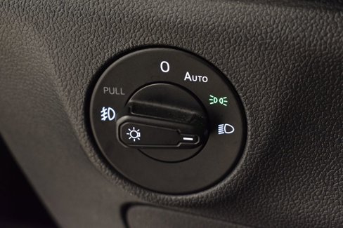 Used 2019 Volkswagen Jetta R-Line image 15