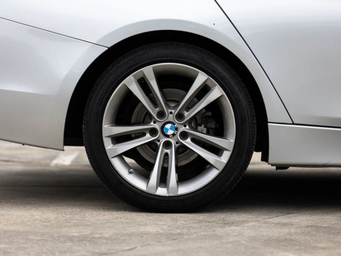 Used 2016 BMW 328i Sedan image 13