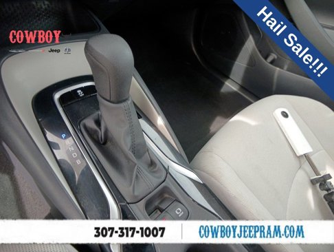 Used 2022 Toyota Corolla LE image 23
