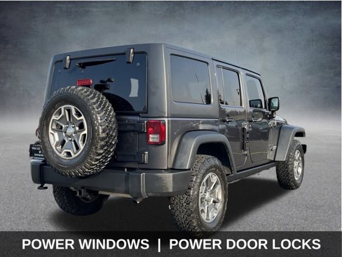 Used 2017 Jeep Wrangler Unlimited Rubicon w/ Max Tow Package image 9