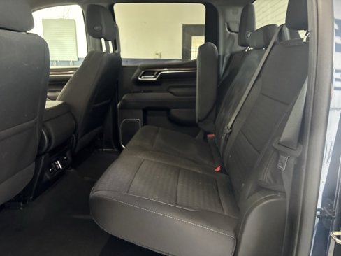 Used 2022 Chevrolet Silverado 1500 LT image 15