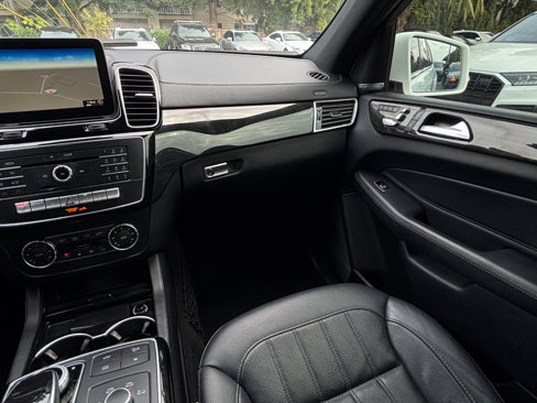 Used 2017 Mercedes-Benz GLS 450 4MATIC image 21
