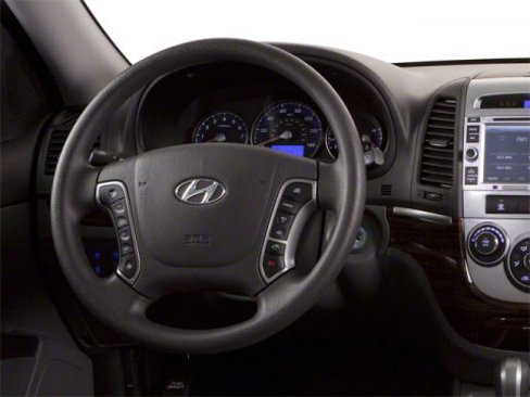 Used 2010 Hyundai Santa Fe SE image 9