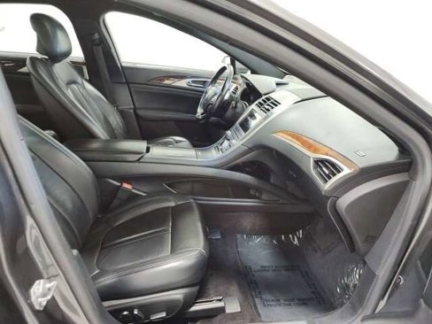 Used 2017 Lincoln MKZ Select image 12