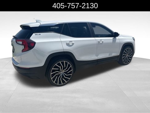 Used 2022 GMC Terrain SLE image 6