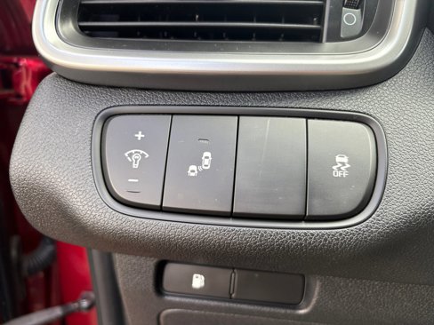 Used 2020 Kia Sorento LX image 15