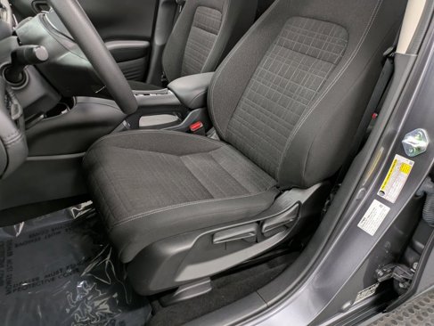 Certified 2023 Honda HR-V LX image 9