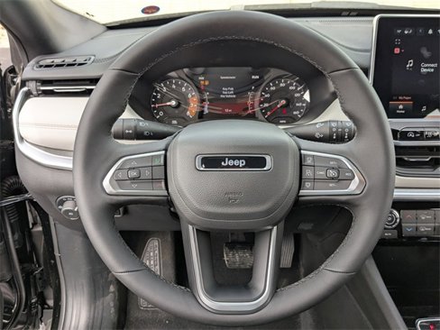 New 2025 Jeep Compass Limited image 22