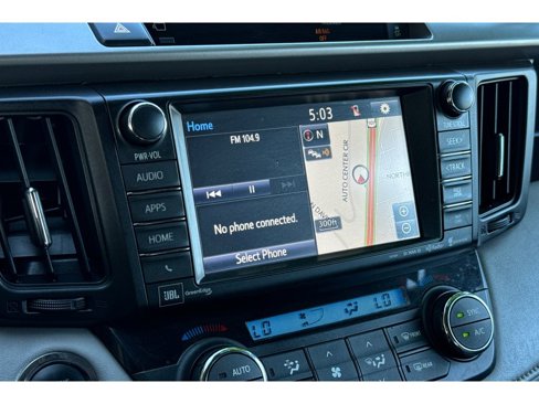 Used 2016 Toyota RAV4 Limited image 19