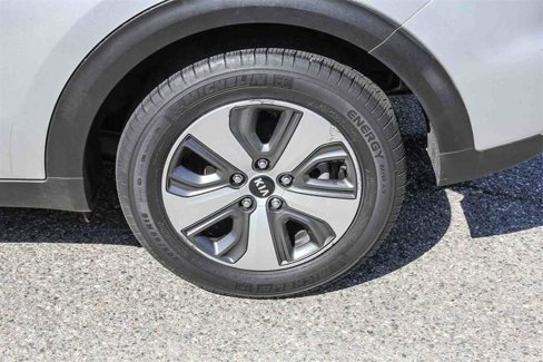 Used 2019 Kia Niro LX image 10