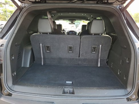 Used 2022 Chevrolet Traverse LT image 29