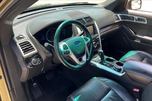 Used 2013 Ford Explorer Limited image 16
