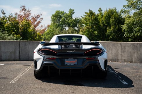 Used 2020 McLaren 600LT Spider image 23