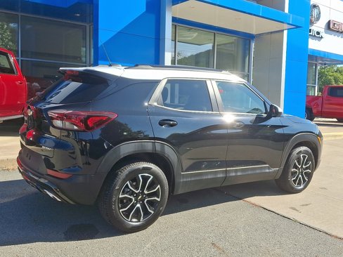 Used 2021 Chevrolet TrailBlazer ACTIV w/ Driver Confidence Package image 6