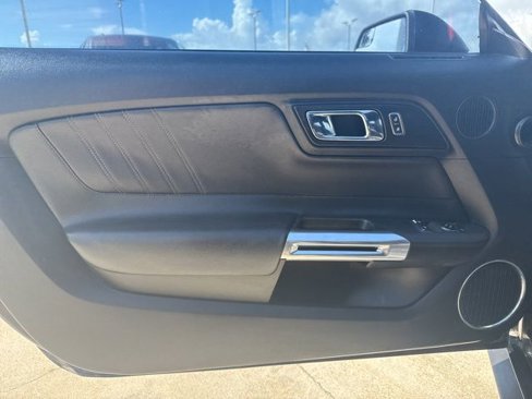 Used 2017 Ford Mustang Premium w/ Ecoboost Performance Package image 20