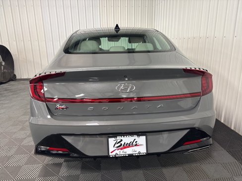 Used 2023 Hyundai Sonata SEL w/ Preferred Accessory Package image 6